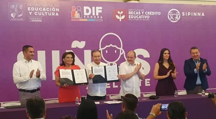 Firma Alfonso Durazo convenio «Niñas adelante» para evitar la deserción escolar