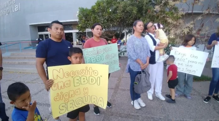 Exigen reubicar a 73 niños tras cierre de guardería en Obregón