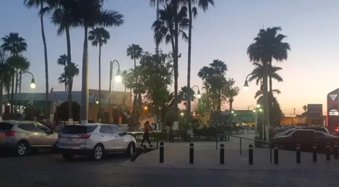 Cápsula del tiempo perdida en Navojoa se dañó y no pudieron recuperarla