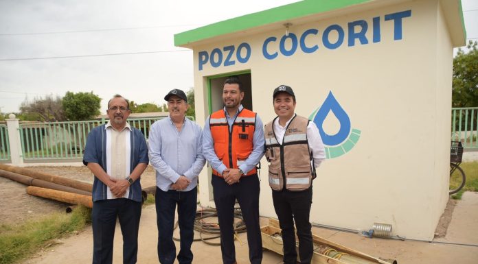 El presidente Javier Lamarque junto al titular de SIDUR, Heriberto Aguilar Castillo, supervisaron la rehabilitación del pozo que abastece de agua a la comunidad de Cócorit.