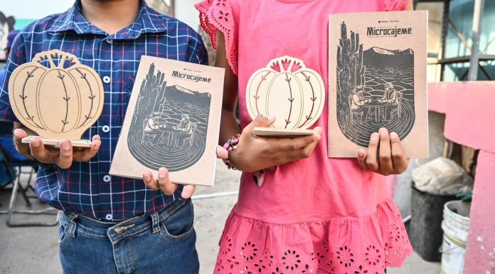 PREMIAN A PEQUEÑOS ESCRITORES DE ITOM KAR