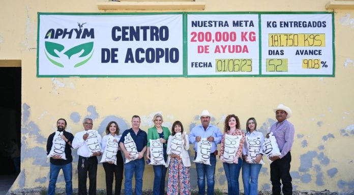 ENTREGA DIF CAJEME DESPENSA DE VERDURA CON APOYO DE APHYM