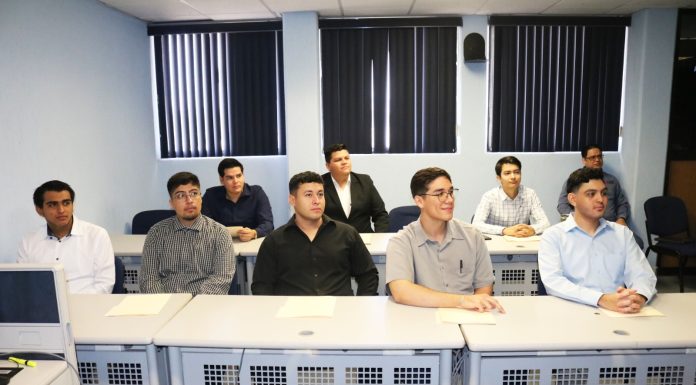 BUSCA EMPRESA INTERNACIONAL A ESTUDIANTES DE ITESCA