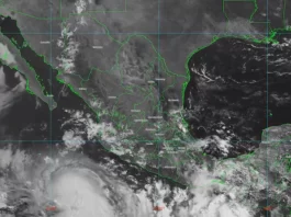 Ciclón Adrian se intensifica a huracán en el Pacífico de México