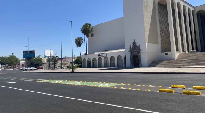 Reinstalan confibicis en avenida Rosales para protección de ciclistas en Hermosillo