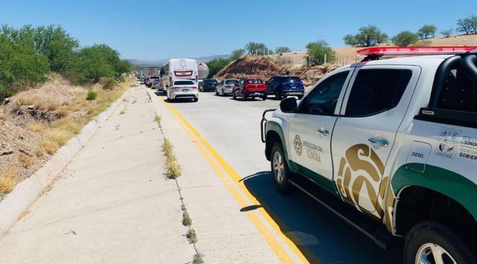 Levantan bloqueo de mineros en carretera Ímuris – Cananea