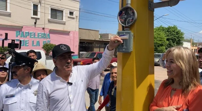 Cajeme: Alcalde Javier Lamarque Cano inaugura obra de pavimentación y semaforización