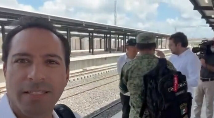 López Obrador inicia recorrido en Tren Maya hacia Chichén Itzá