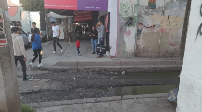 Hacen llamado a comerciantes para evitar la contaminación en el centro