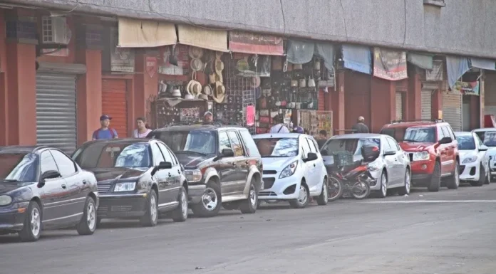 “Inflitran” a policías en Centro de Obregón para disminuir delitos en temporada navideña