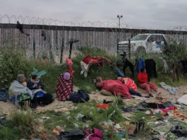 Migrantes abandonan Tijuana ante la desesperación de no cruzar de México a EE.UU.