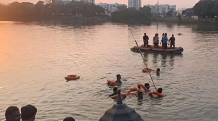 Naufragio en una excursión escolar en India deja 15 muertos; entre ellos 13 niños