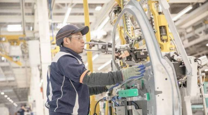 CTM y legisladores impulsan iniciativa de reducir jornada laboral