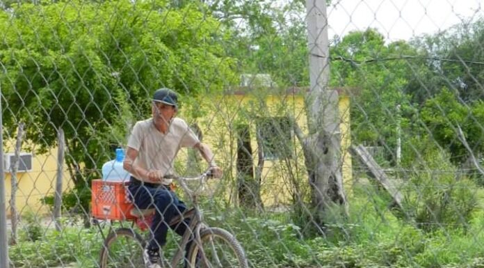 En Huatabampo permanecen sin agua más de 150 familias; piden reparación de bomba