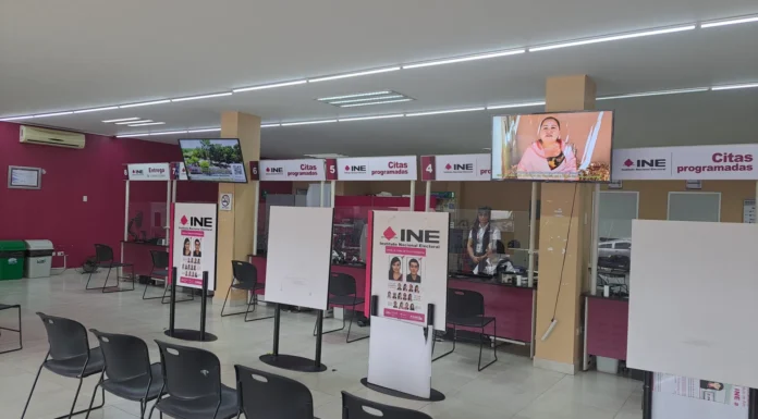 Trabajará INE los domingos para entrega de credenciales