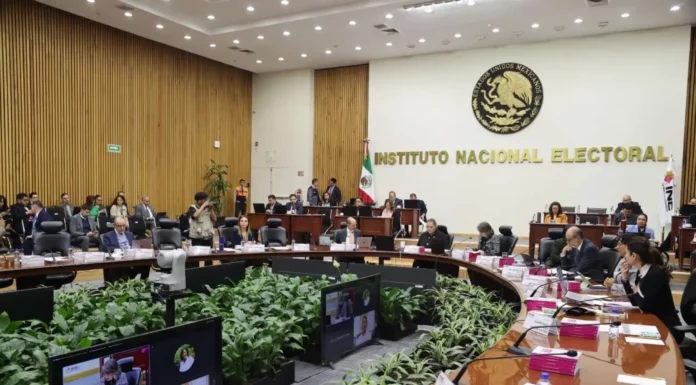 INE RECHAZARÁ CANDIDATURAS QUE INCUMPLAN CON 8 DE 8 CONTRA LA VIOLENCIA