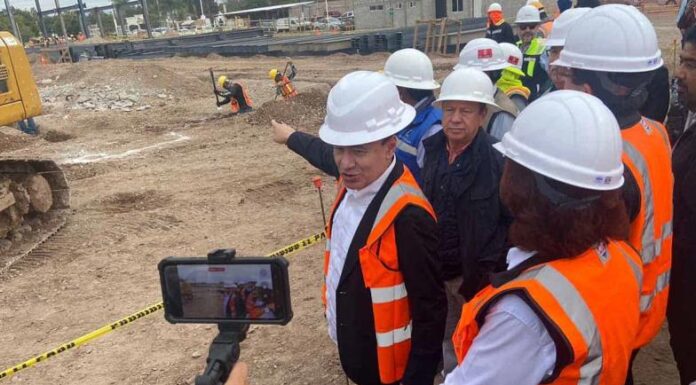 Supervisa gobernador obra de Hospital IMSS