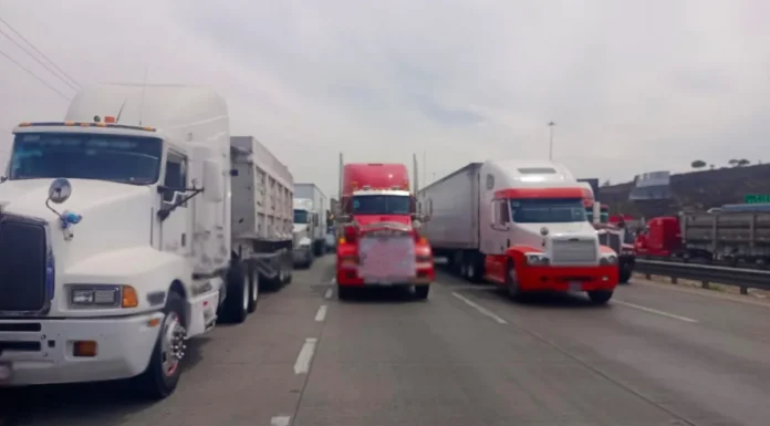 Transportistas anuncian paro nacional este 15 de febrero
