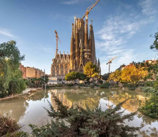 La Sagrada Familia de Barcelona seguirá en obras al menos 10 años más