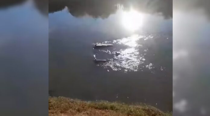 Cae pick-up al canal alto en el VY