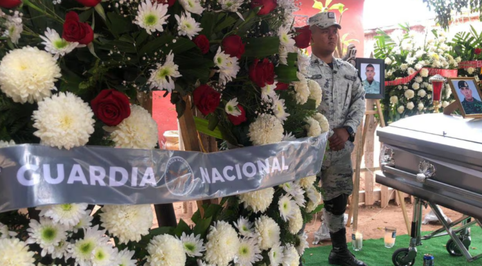 Familia de militar cajemense pide justicia por muerte de siete jóvenes en Ensenada