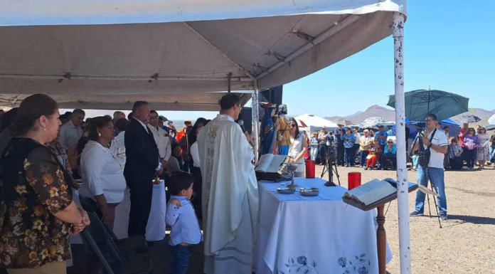 Realizan misa en el mirador de la presa Oviáchic para pedir por lluvias