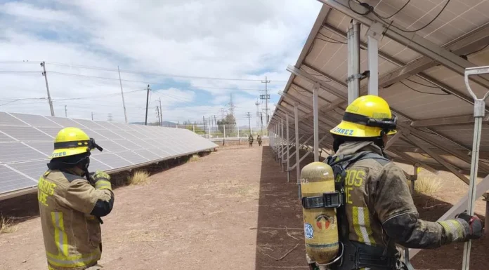Culmina Bomberos curso de ‘Riesgo Eléctrico de Intervenciones en Sistemas Fotovoltaicos y Baterías de Litio’