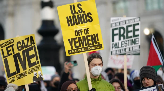 Detenidas al menos 47 personas en Universidad de Yale tras una protesta por Gaza