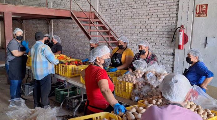 Entregan horticultores 21 mil despensas a familias en el Sur de Sonora