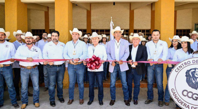 Egresa primera generación de Especialidad en actividades pecuarias