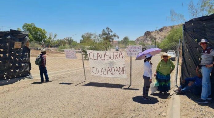 Colectivo Ciudadanía Activa bloquea trabajos de remodelación en parque La Sauceda