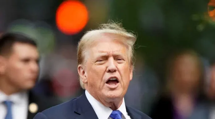 Fiscalía en NY aplazaría sentencia de Trump por fallo de Corte Suprema de EU