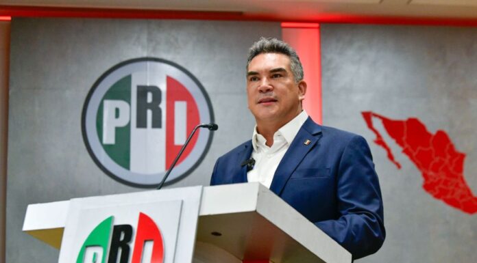 ‘Alito’ Moreno se registra para buscar reelección como líder nacional del PRI