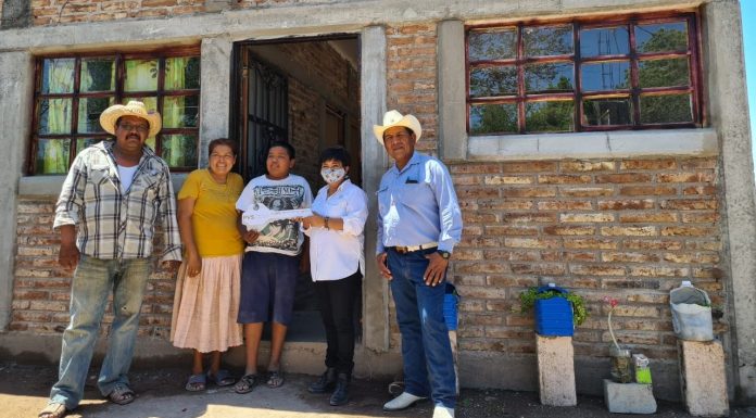 Entregan 3 mil viviendas en comunidades indígenas de Sonora