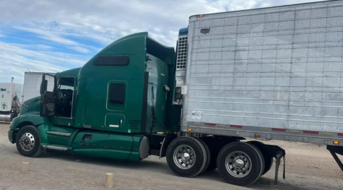 Detienen a 3 por presunto transporte de personas migrantes