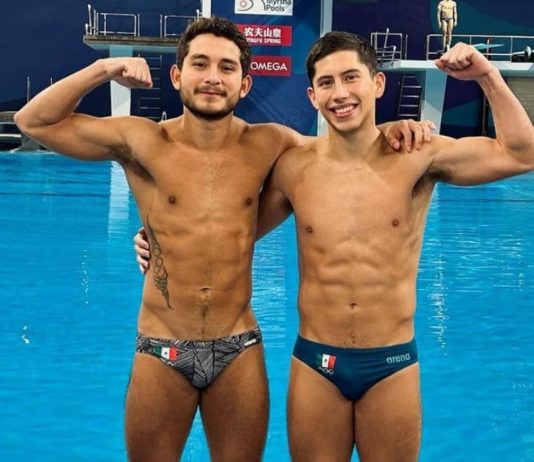 Randal Willars y Kevin Berlín clasifican a la semifinal en plataforma de 10m