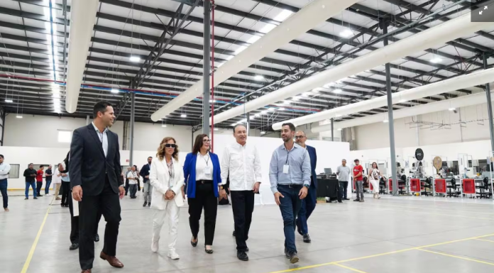 Sonora es primer lugar nacional en crecimiento de la industria manufacturera: Durazo