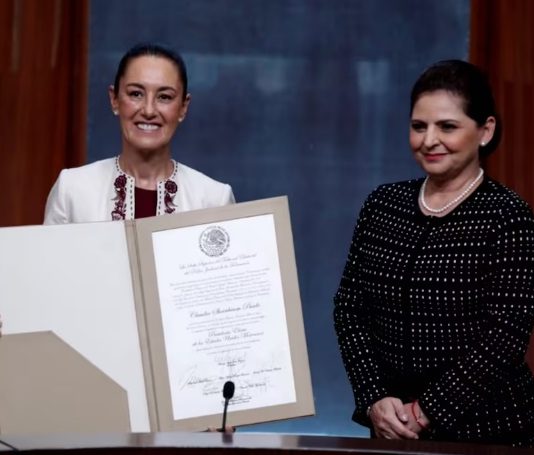 ¡Histórico! Claudia Sheinbaum recibe constancia como primera presidenta electa de México