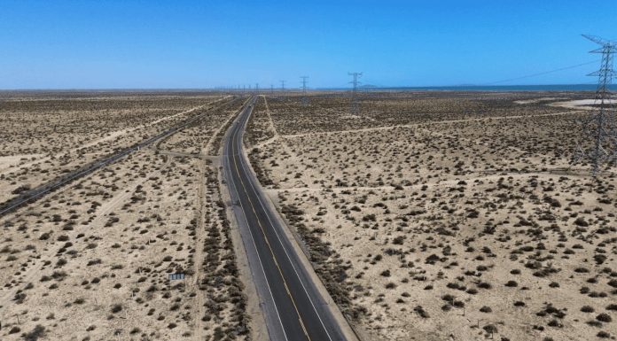 Garantiza Gobernador conectividad en Peñasco con modernización de carretera
