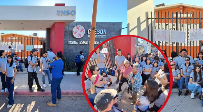 Cierran alumnos del Creson su escuela; Acusan a docente de malas praxis