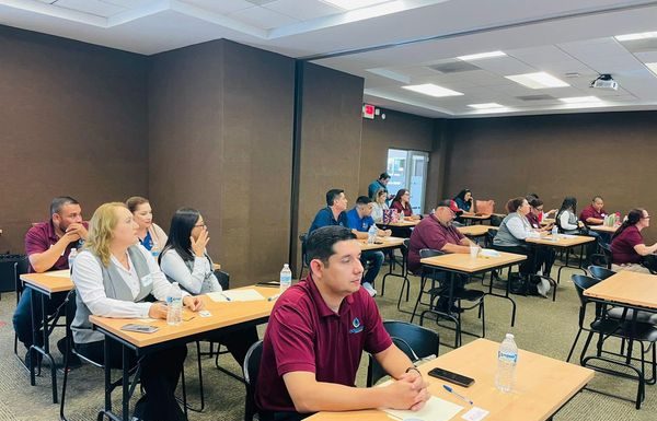 OOMAPASC IMPARTE CURSO A EMPLEADOS SOBRE CONTROL DE ESTRÉS