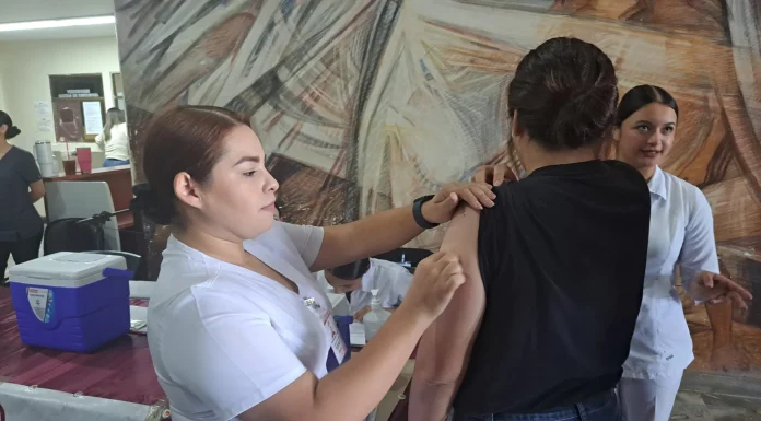 Sigue jornada de vacunación en Cajeme