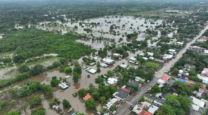 Al menos 51 comunidades inundadas en Veracruz por desbordamiento del río Coatzacoalcos