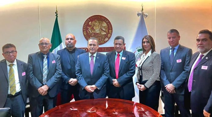 Beltrones discute sobre el futuro de la minería en Sonora durante reunión