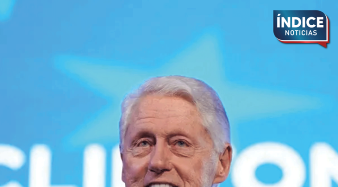 Bill Clinton es dado de alta tras ser hospitalizado por gripe