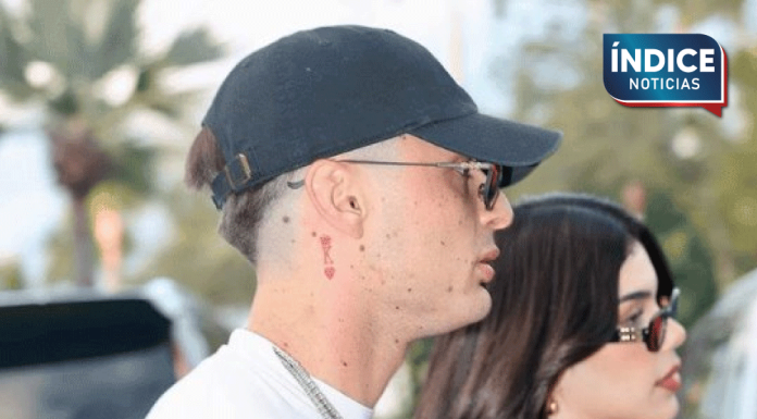 ¿Nuevo romance? Captan muy juntos a Peso Pluma y Kenia Os en Florida