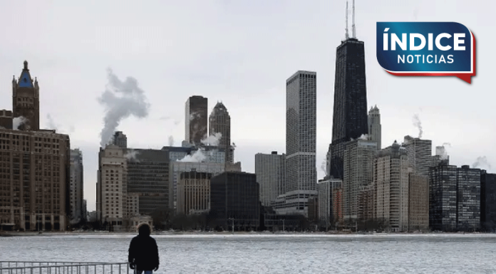 Gobernador de Illinois proclama ‘renombrar’ el lago Michigan… en respuesta a Trump