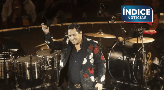 Inicia el Palenque ExpoGan con Julión Álvarez y una noche memorable