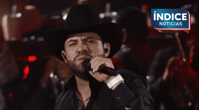 Luis R. Conriquez arma fiesta en el Palenque