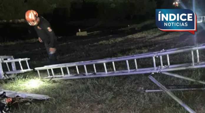 Cae estructura en evento masivo a un lado del escenario y en zona VIP